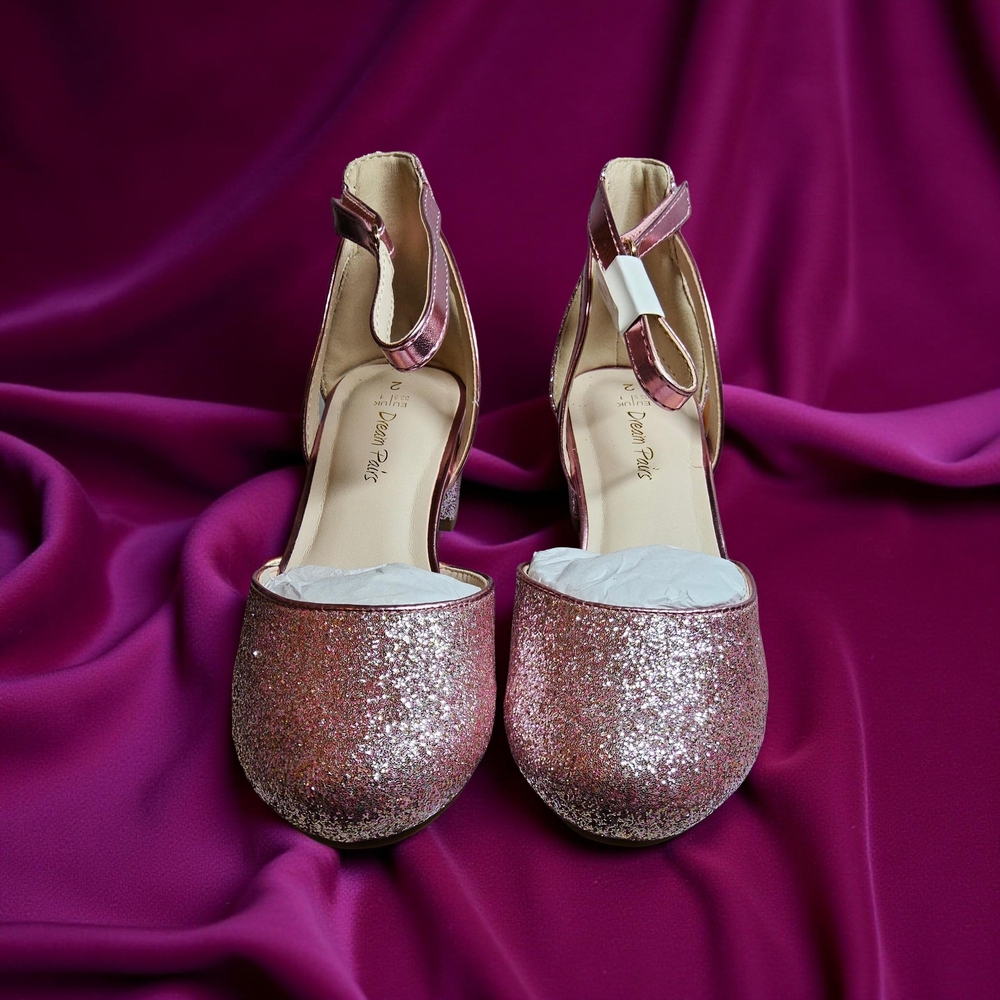 NWOT Girls Size 2 Sparkling Pink Glitter Dress Shoes